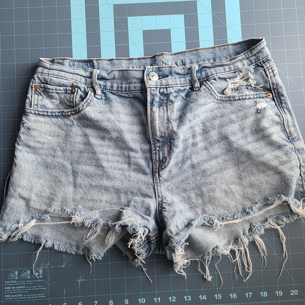 Denim Distressed Women American Eagle Jean Shorts Country Western Festival Fray
